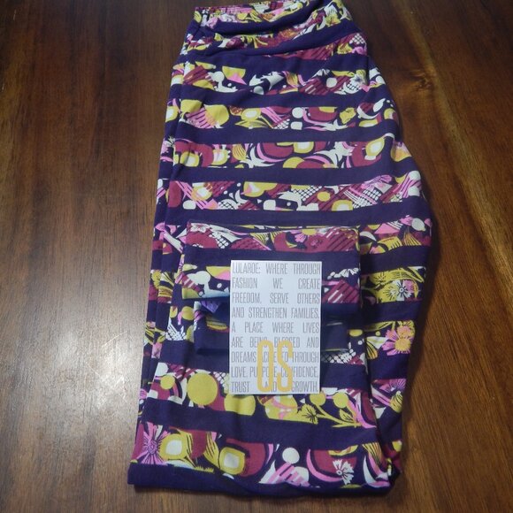 LuLaRoe One Size Leggings NWOT - Picture 1 of 3